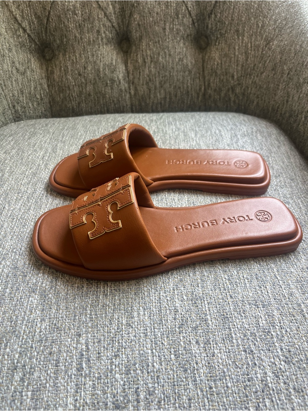 Tory Burch Chestnut Brown Leather Logo Slide Sandals - Picture 5 of 8